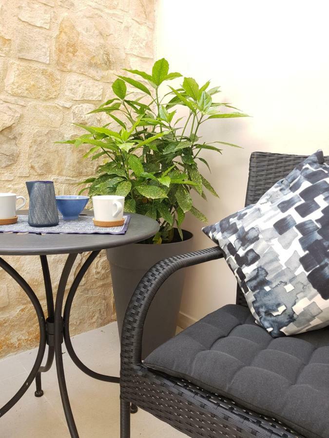 Studio Bluestone Rovinj Bagian luar foto