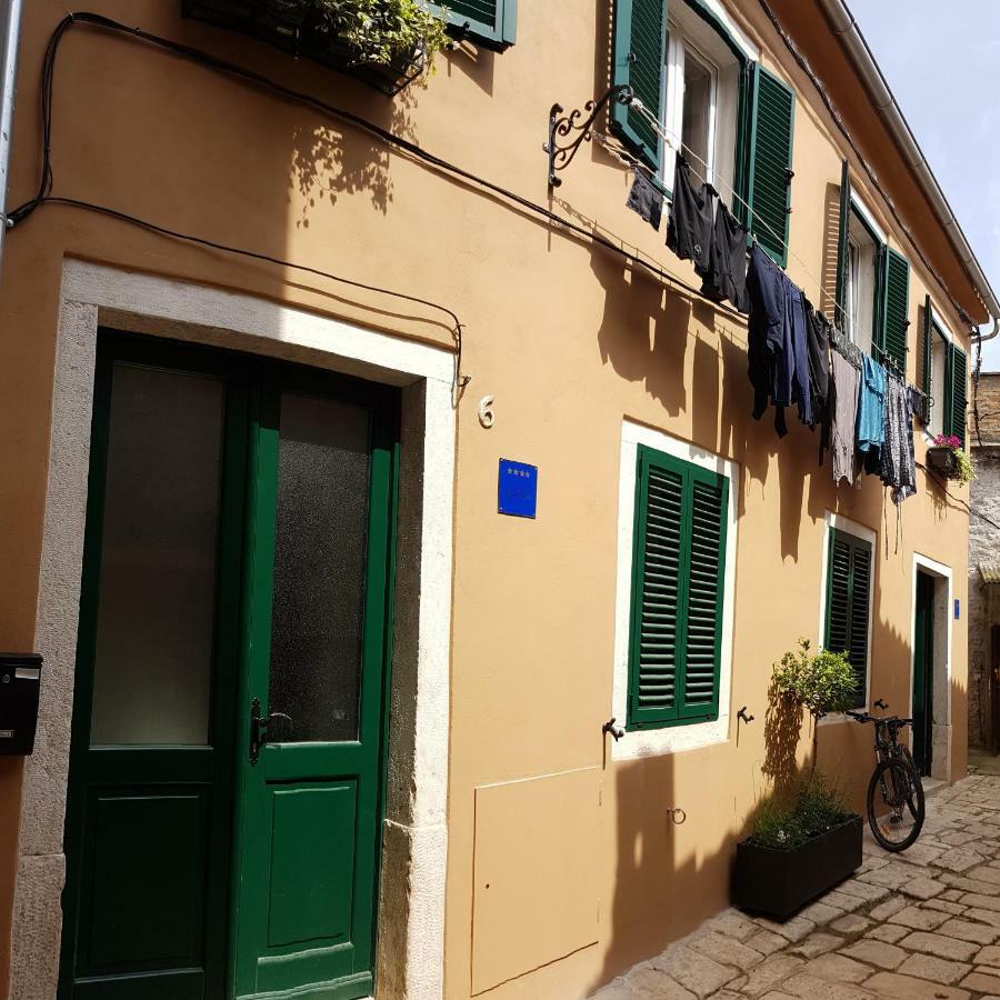 Studio Bluestone Rovinj Bagian luar foto